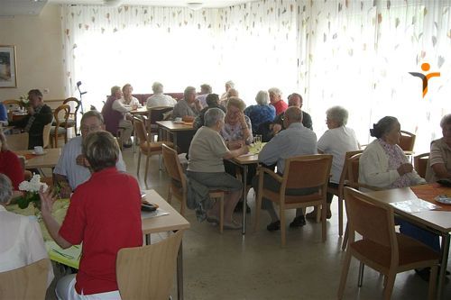 Kaffeenachmittag im Seniorenzentrum Oferdingen